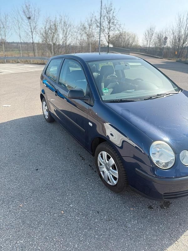 Gebraucht VW Polo 60 PS (44 kW) 2002 Blau Kleinwagen