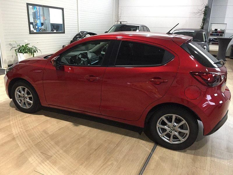 Gebraucht Mazda 2 Nakama 90 PS (66 kW) 2016 Rot
