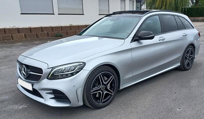 Silber Gebraucht 2019 Mercedes C220 Kombi | 26.500 € (Fairer Preis) - Bild 1/4
