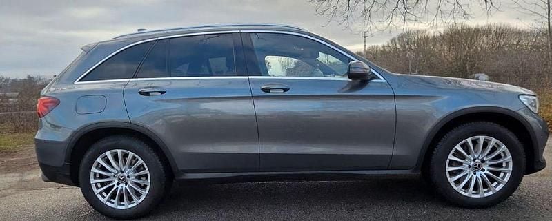 Gebraucht Mercedes GLC250 204 PS (150 kW) 2017 Grau SUV