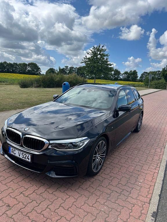 Gebraucht BMW 530 Performance 265 PS (194 kW) 2019 Schwarz Kombi