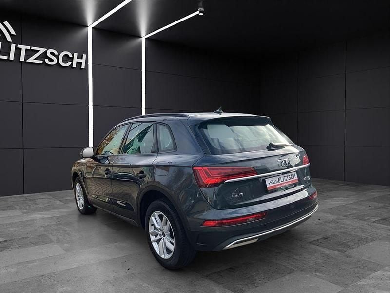 Gebraucht Audi Q5 Sport 265 PS (194 kW) 2022 Manhattangrau metallic SUV