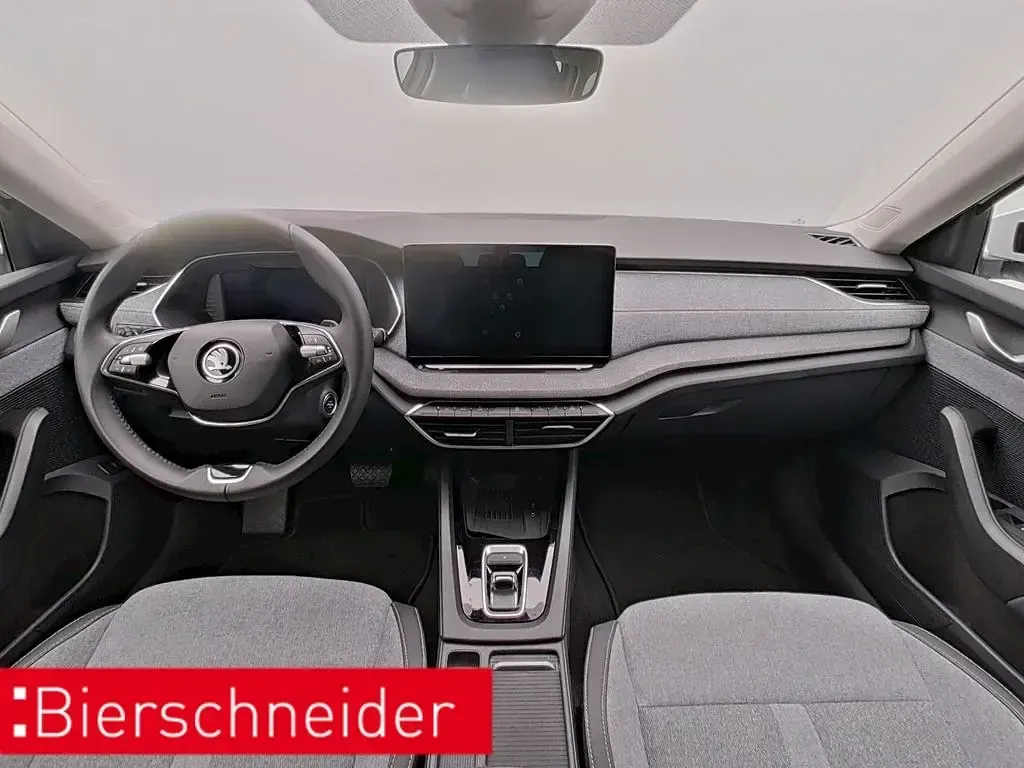 Gebraucht Skoda Octavia Selection 150 PS (110 kW) 2024 Weiss Kombi