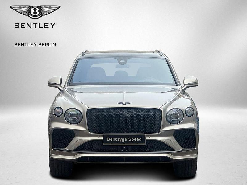 Neu Bentley Bentayga 650 PS (478 kW) 2025 Pale brodgar SUV