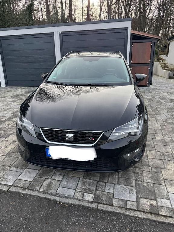 Schwarz Gebraucht 2015 Seat Leon ST FR Kombi | 8.100 € (Superpreis) - Bild 1/4