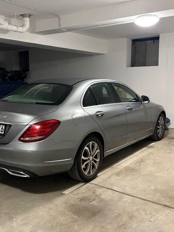 Grau Gebraucht 2014 Mercedes C180 Exclusive Limousine | 18.700 € (Fairer Preis) - Bild 1/4