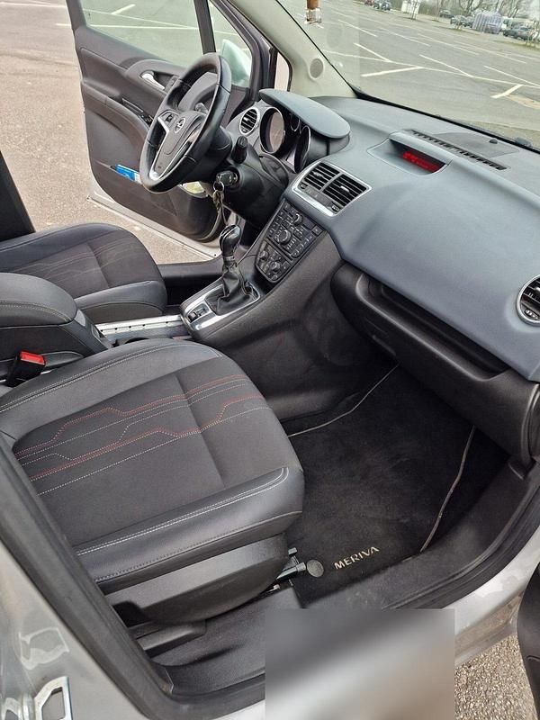 Gebraucht Opel Meriva 120 PS (88 kW) 2010 Silber Van / Kleinbus