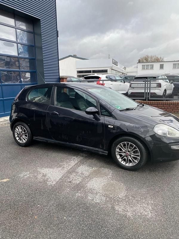 Gebraucht Fiat Punto Evo 75 PS (55 kW) 2010 Schwarz Kleinwagen