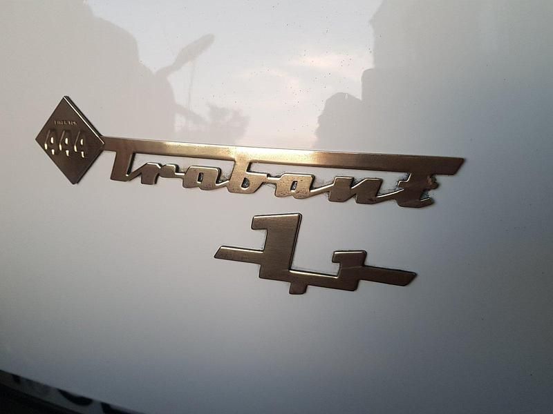 Weiß Gebraucht 1996 Trabant 601 Kombi | 6.500 € - Bild 1/4