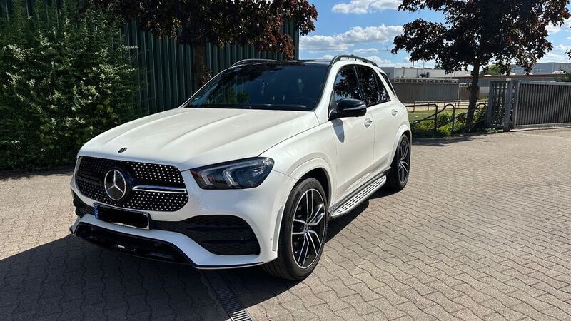 Weiß Gebraucht 2019 Mercedes GLE450 AMG SUV | 61.900 € (Fairer Preis) - Bild 1/4