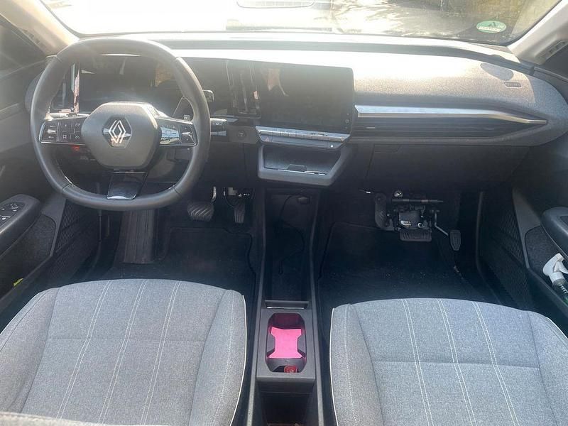 Gebraucht Renault Megane E-Tech 55 kW (75 PS) 2022 Weiß Limousine