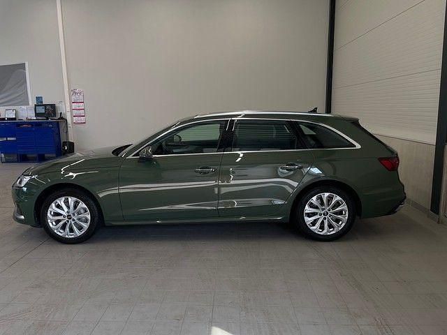 Gebraucht Audi A4 Advanced 204 PS (150 kW) 2023 Distriktgrün metallic Kombi
