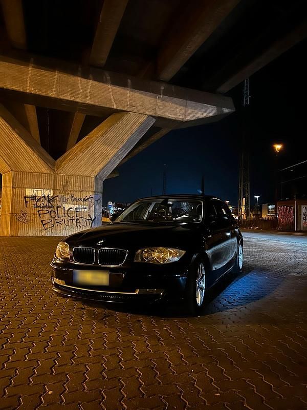 Gebraucht BMW 118 150 PS (110 kW) 2007 Schwarz Kleinwagen