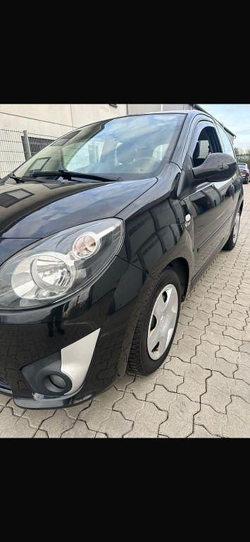 Second-hand Renault Twingo Dynamique 76 CP (55 kW) 2007 Negru Hatchback