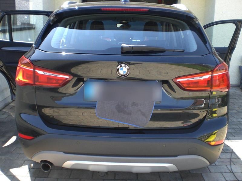 Gebraucht BMW X1 xLine 140 PS (102 kW) 2016 Schwarz SUV