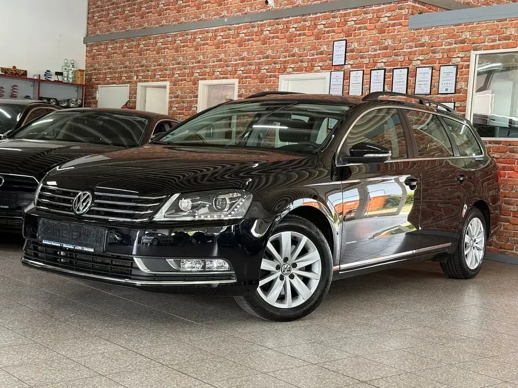 Gebraucht VW Passat 140 PS (102 kW) 2014 Schwarz Limousine