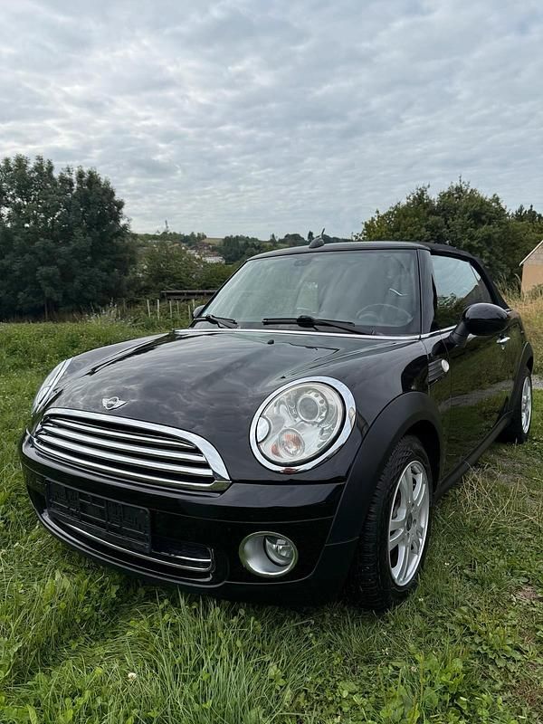 Schwarz Gebraucht 2010 Mini Cooper Cabriolet Cabrio | 6.390 € (Fairer Preis) - Bild 1/4