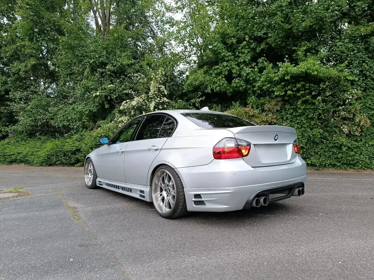 Gebraucht BMW 330 231 PS (169 kW) 2006 Silber Limousine