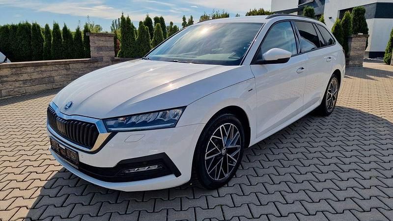 Weiß Gebraucht 2022 Skoda Octavia Clever Kombi | 21.500 € (Guter Preis) - Bild 1/4