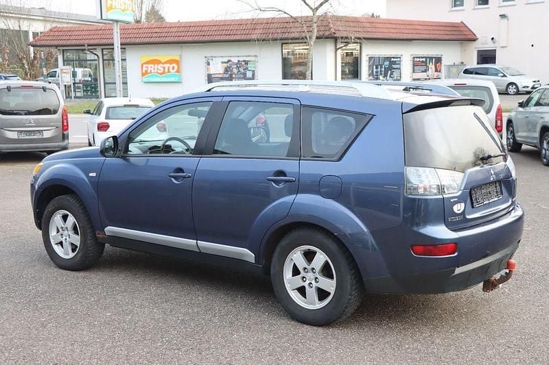 Gebraucht Mitsubishi Outlander 140 PS (102 kW) 2007 Blau SUV