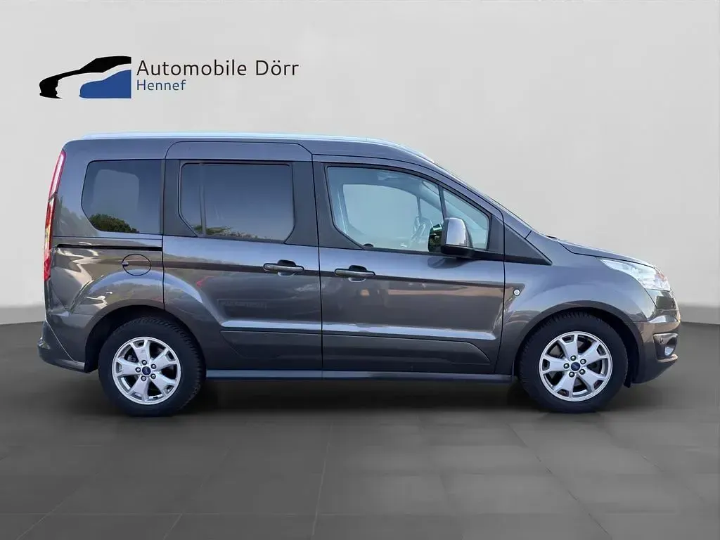 Gebraucht Ford Tourneo Connect Titanium 101 PS (74 kW) 2017 Grau Van / Kleinbus