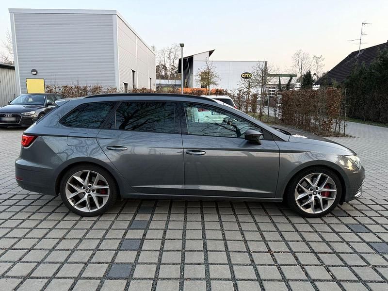 Gebraucht Seat Leon 4Drive 300 PS (220 kW) 2018 Grau Kombi