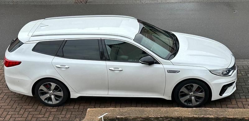 Gebraucht Kia Optima GT 238 PS (175 kW) 2019 Weiß Kombi