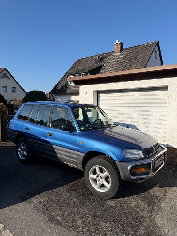 Gebraucht Toyota RAV4 129 PS (94 kW) 1995 Blau SUV