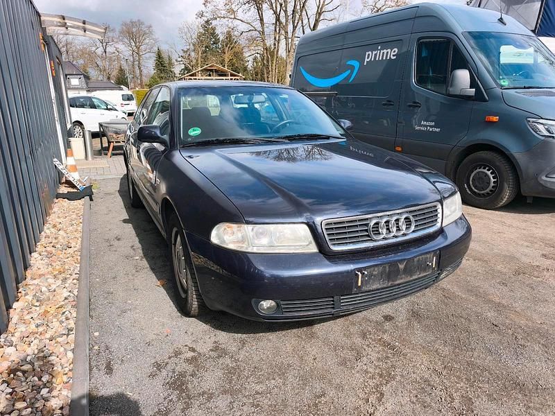 Gebraucht Audi A4 125 PS (91 kW) 2001 Kombi
