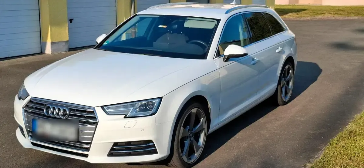 Gebraucht Audi A4 S-Line 150 PS (110 kW) 2018 Weiß Kombi