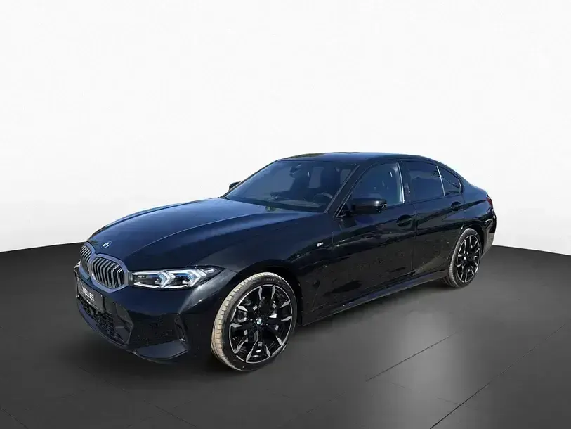 Gebraucht BMW 330e M Sport 292 PS (214 kW) 2025 Schwarz Limousine