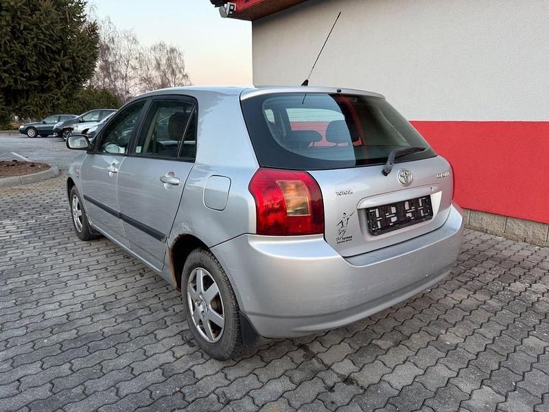 Gebraucht Toyota Corolla 97 PS (71 kW) 2003 Silber Limousine