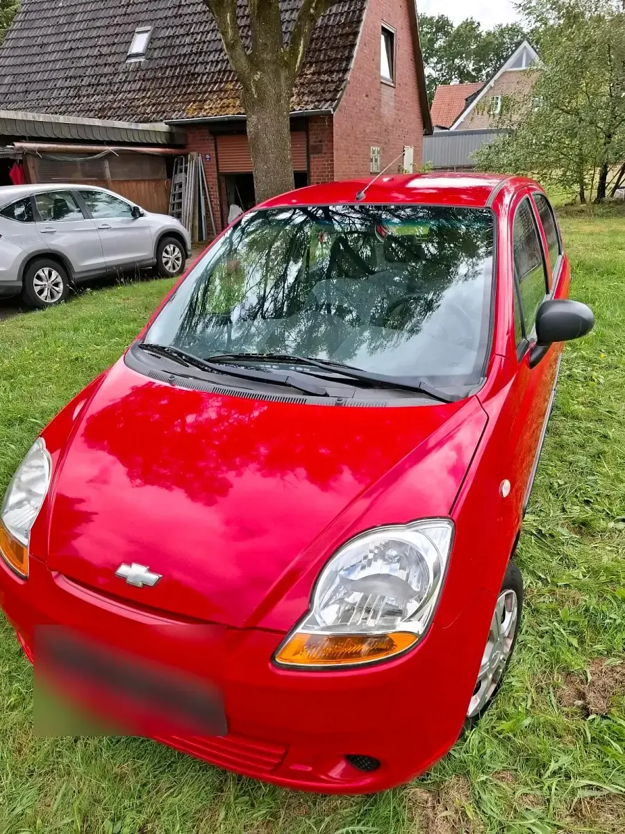 Gebraucht Chevrolet Matiz 52 PS (38 kW) 2009 Rot Kleinwagen