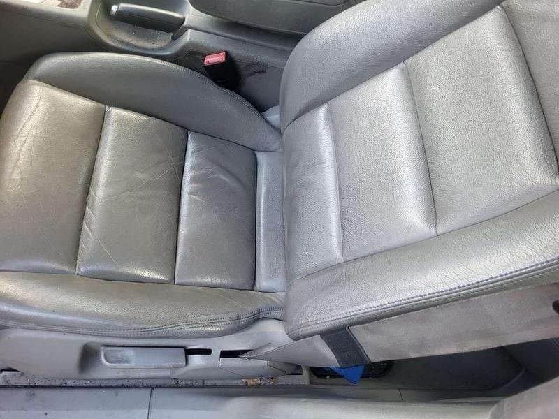 Gebraucht Audi A4 131 PS (96 kW) 2002 Blau Kombi