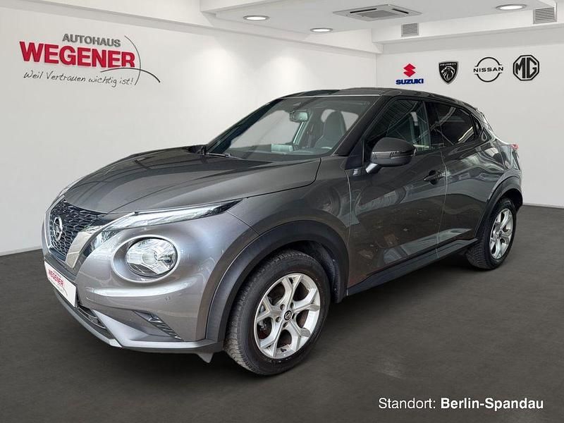 Gun metallic (m) Gebraucht 2020 Nissan Juke N-Connecta SUV | 17.490 € (Fairer Preis) - Bild 1/4