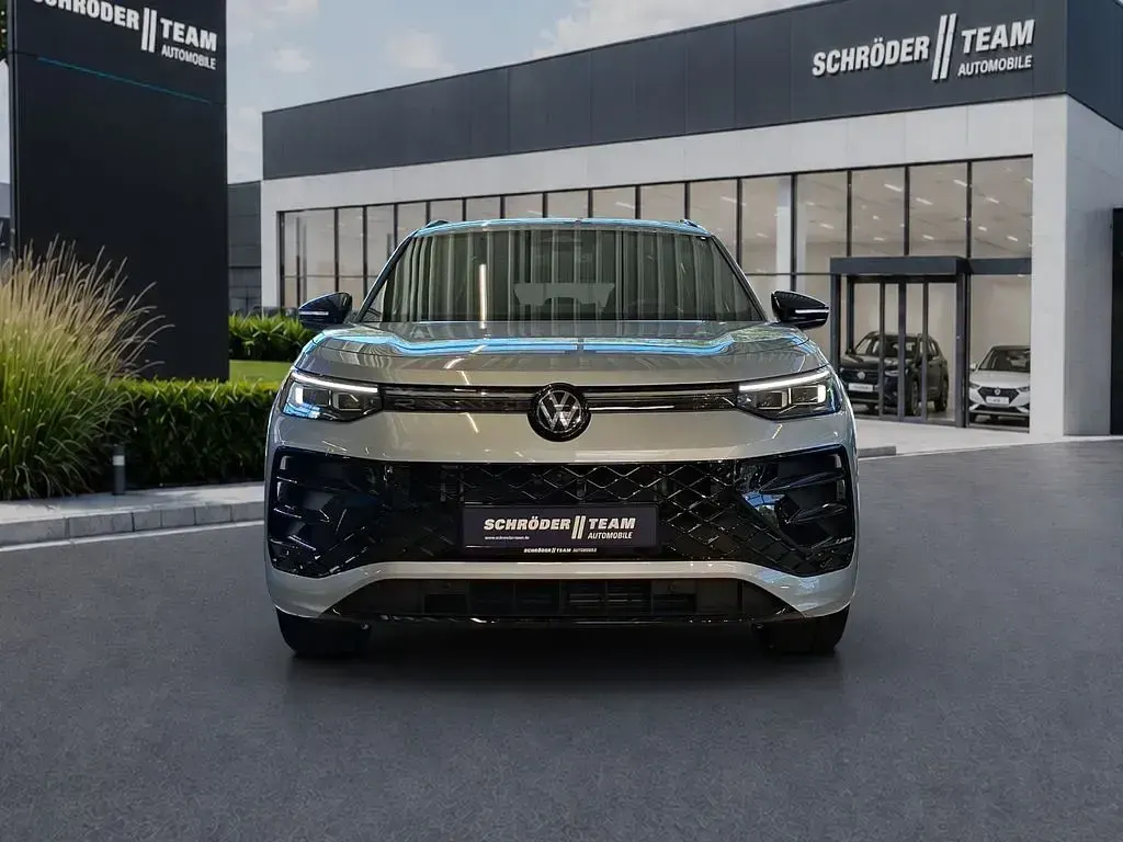 Neu VW Tayron R-line 193 PS (141 kW) 2026 Silber SUV