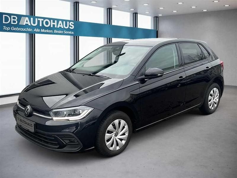 Schwarz Gebraucht 2024 VW Polo Life Kleinwagen | 20.410 € (Fairer Preis) - Bild 1/4