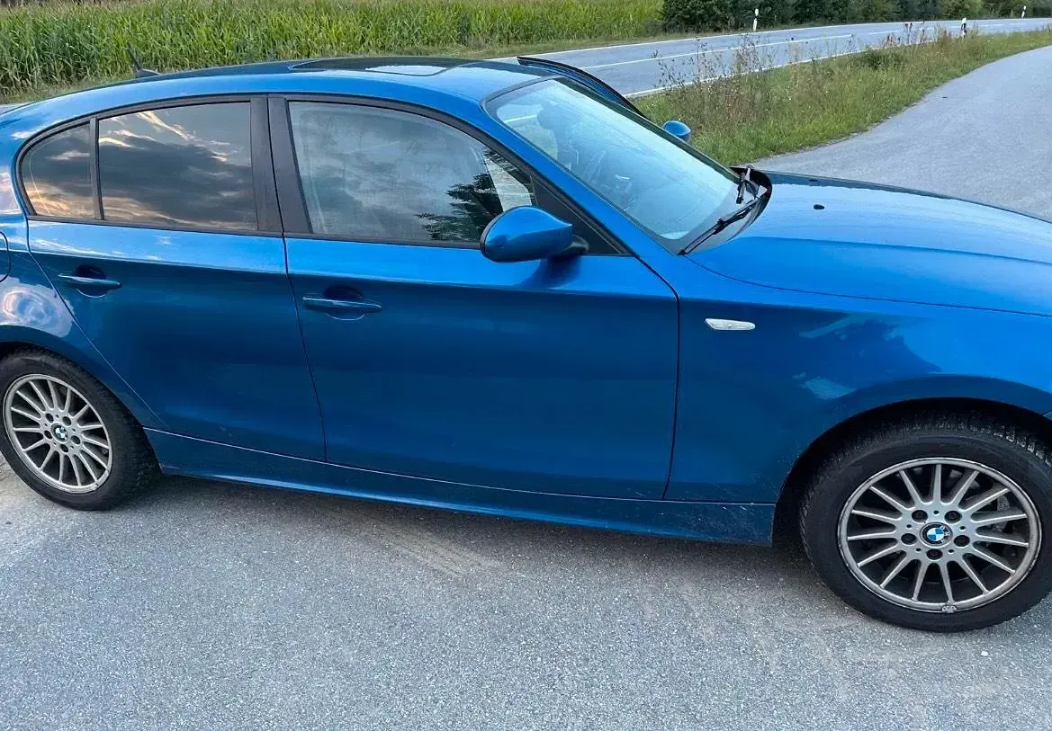 Gebraucht BMW 116 116 PS (85 kW) 2007 Blau Kleinwagen