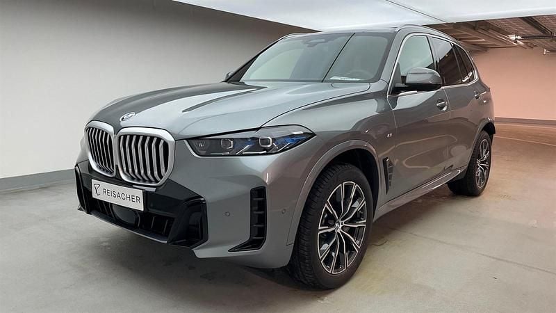 Neu BMW X5 Efficient Dynamics 340 PS (250 kW) 2026 Skyscraper grau metallic SUV