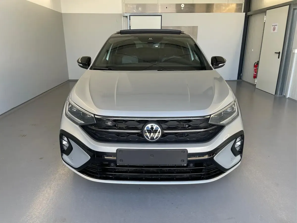 Neu VW Taigo Style 150 PS (110 kW) 2025 [2t2t] deep black metallic SUV