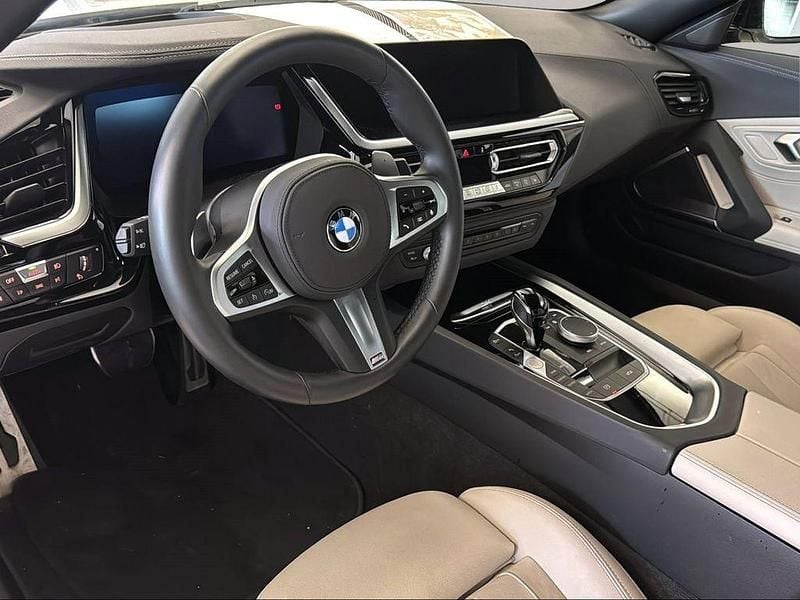 Gebraucht BMW Z4 Shadowline 197 PS (144 kW) 2024 Weiß Cabrio