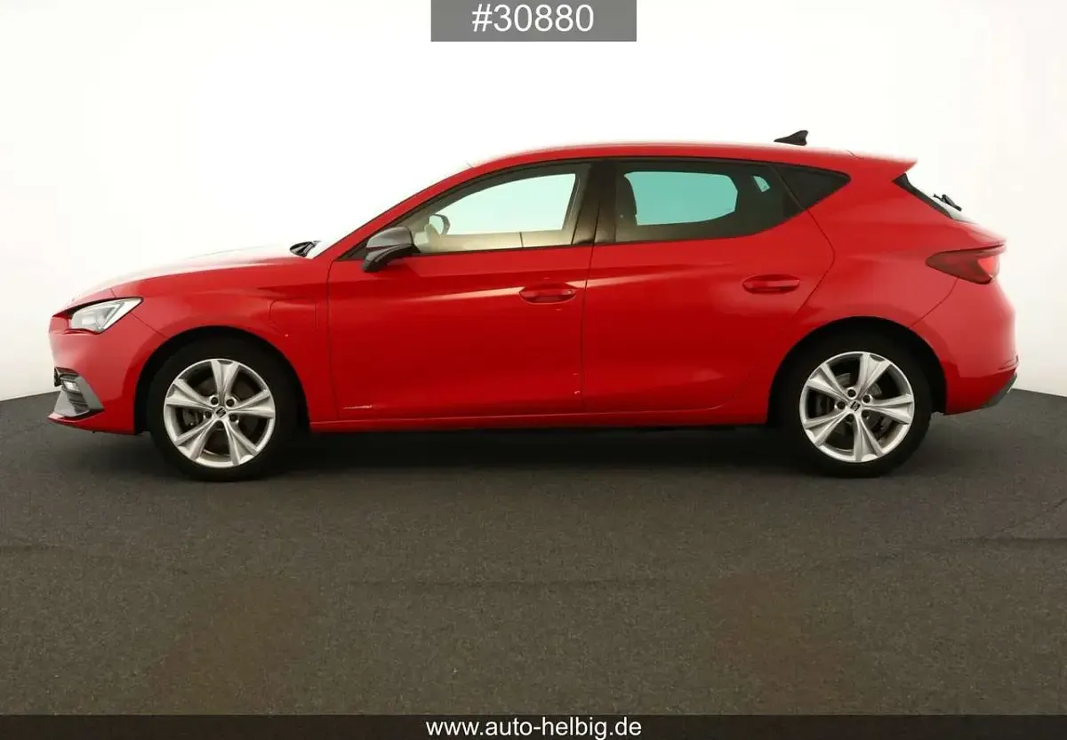Gebraucht Seat Leon FR 204 PS (150 kW) 2022 Rot Limousine