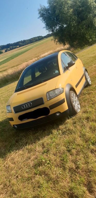 Gelb Gebraucht 2003 Audi A2 S-line plus Kleinwagen | 3.800 € (Guter Preis) - Bild 1/4