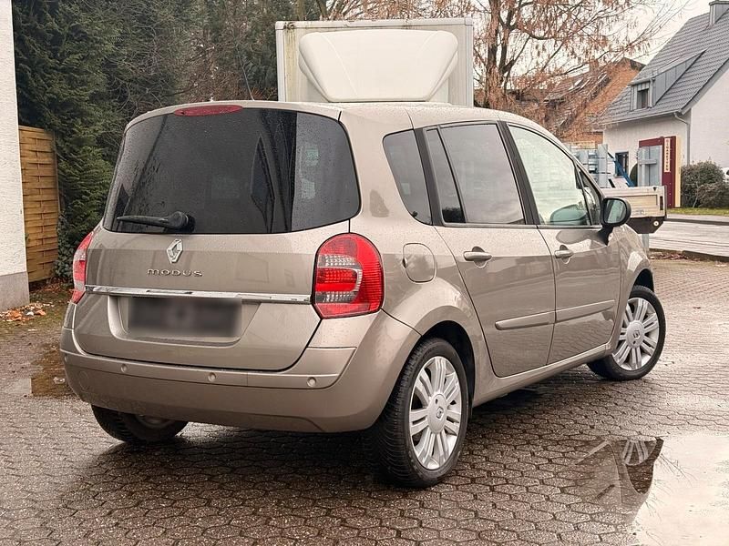 Gebraucht Renault Modus 101 PS (74 kW) 2010 Gold Van / Kleinbus