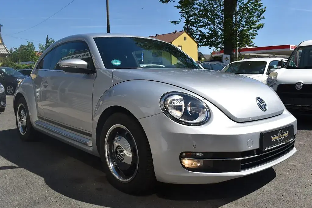 Gebraucht VW Beetle Cup 105 PS (77 kW) 2014 Silber Kleinwagen
