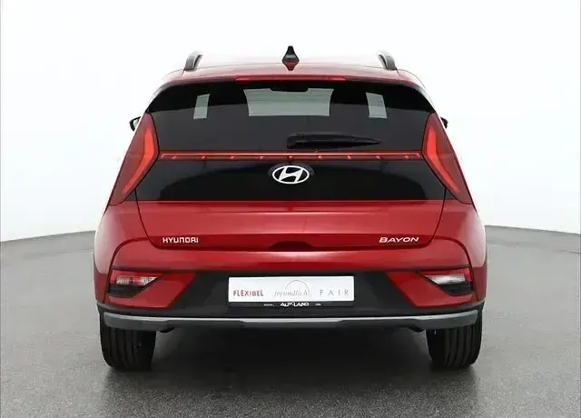 Neu Hyundai Bayon 101 PS (74 kW) 2025 Rot SUV
