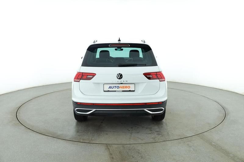 Gebraucht VW Tiguan Life 2022 Weiß SUV