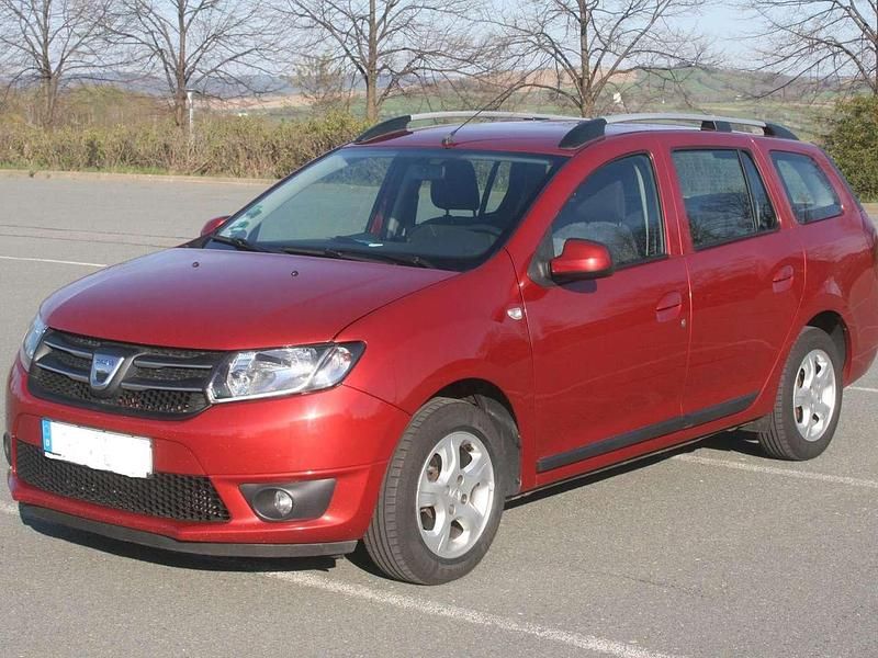 Gebraucht Dacia Logan MCV Prestige 90 PS (66 kW) 2014 Rot Kombi