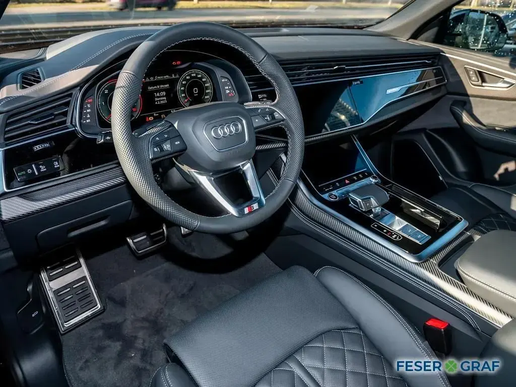 Gebraucht Audi Q8 S-Line 286 PS (210 kW) 2025 Mythosschwarz metallic SUV