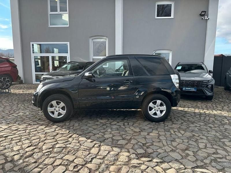 Gebraucht Suzuki Grand Vitara City 106 PS (77 kW) 2013 Schwarz SUV